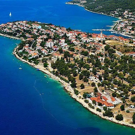 Vrbat 3* Seget Vranjica