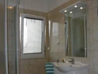 Vrbat 3*
