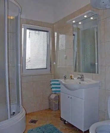 Hotell Vrbat 3*